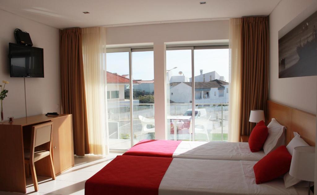Casa Praia Mar Salema Habitación foto
